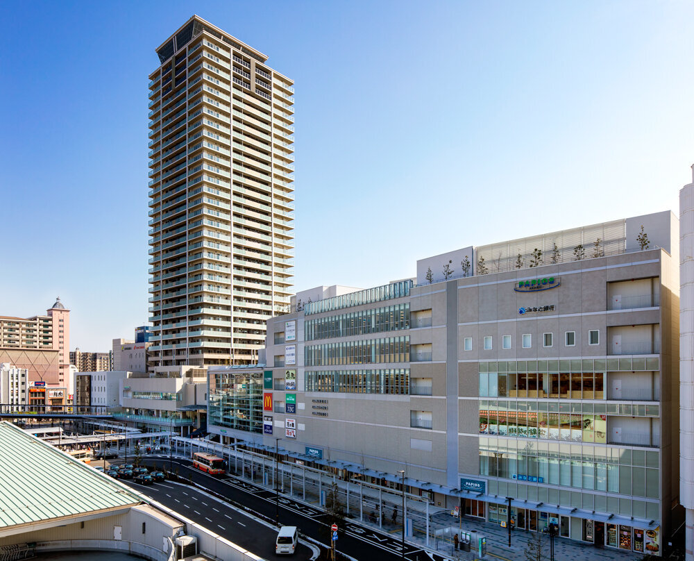 Construction of new buildings and facilities for the Akashi Station South Ward Urban Redevelopment Project 