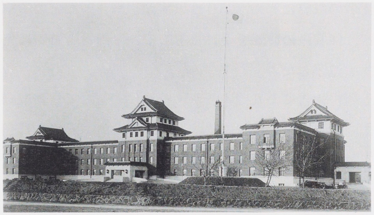 Gedung Markas Besar Tentara Kwantung di Manchuria (1934)