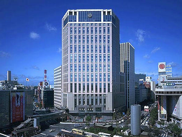 ホテル シェラトン 横浜 ベイ 一部館内施設の営業時間変更に関するお知らせ