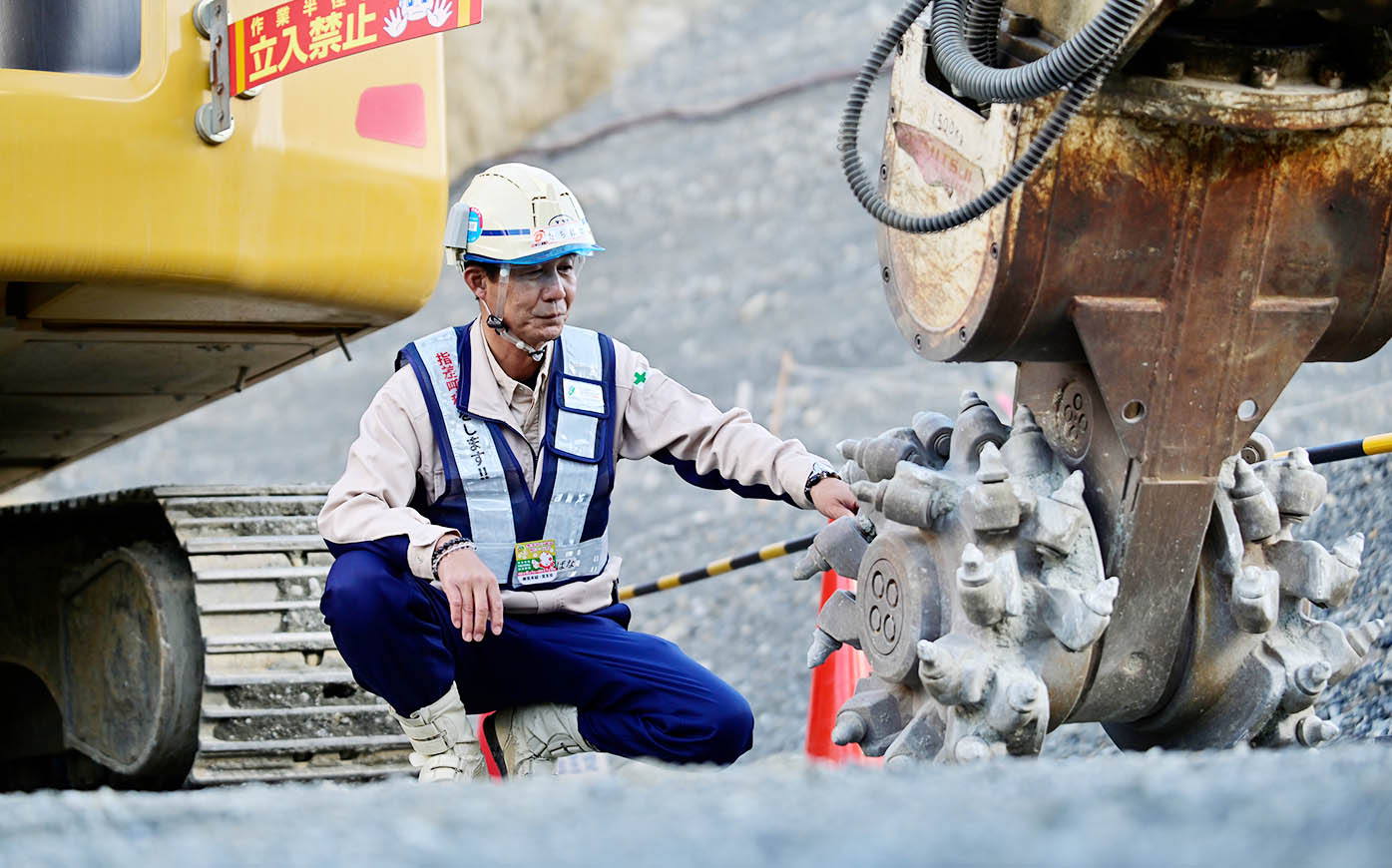 Miyamotogumi Co., Ltd. Manager of Aigawa Dam Construction Office