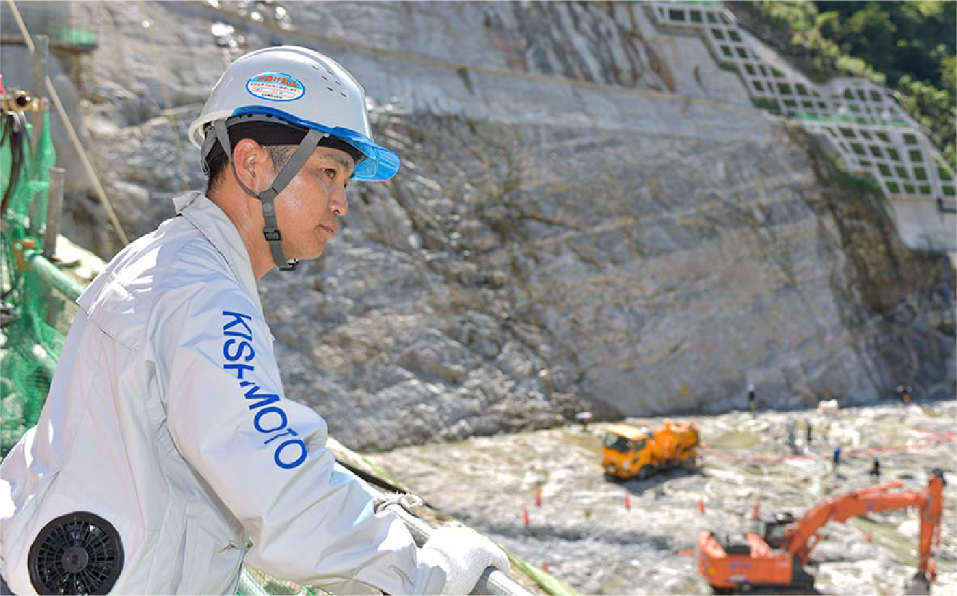 Kishimoto Construction Co., Ltd. Manager of Kawakami Dam Construction Office Makoto Yamaguchi