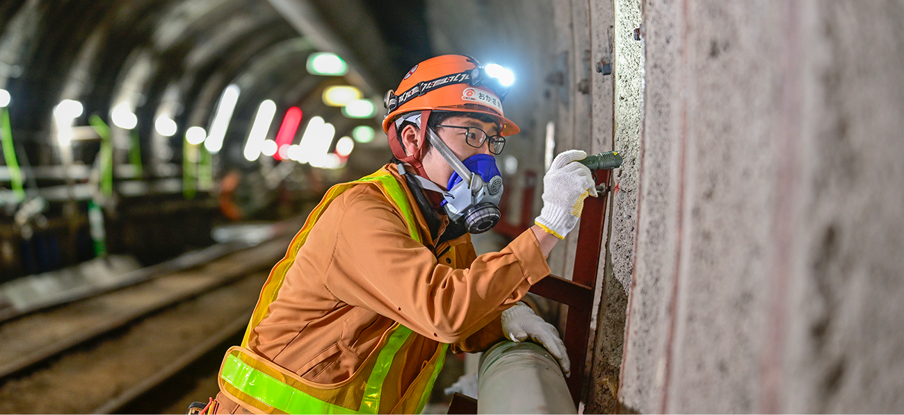 Yuichi OKAZAKI, Chief, West-Onuma Section, Onuma Evacuation Tunnel JV Project Office