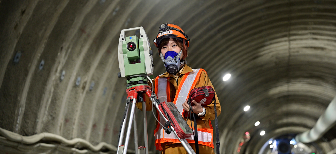 Yuri NAKAJIMA, Civil Engineer, Tateiwa Tunnel JV Project Office