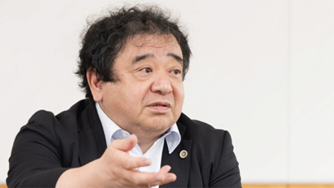 指宿昭一氏 インタビューカット