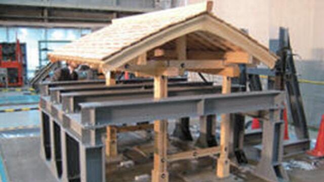 木造伝統建築物を守る研究・開発