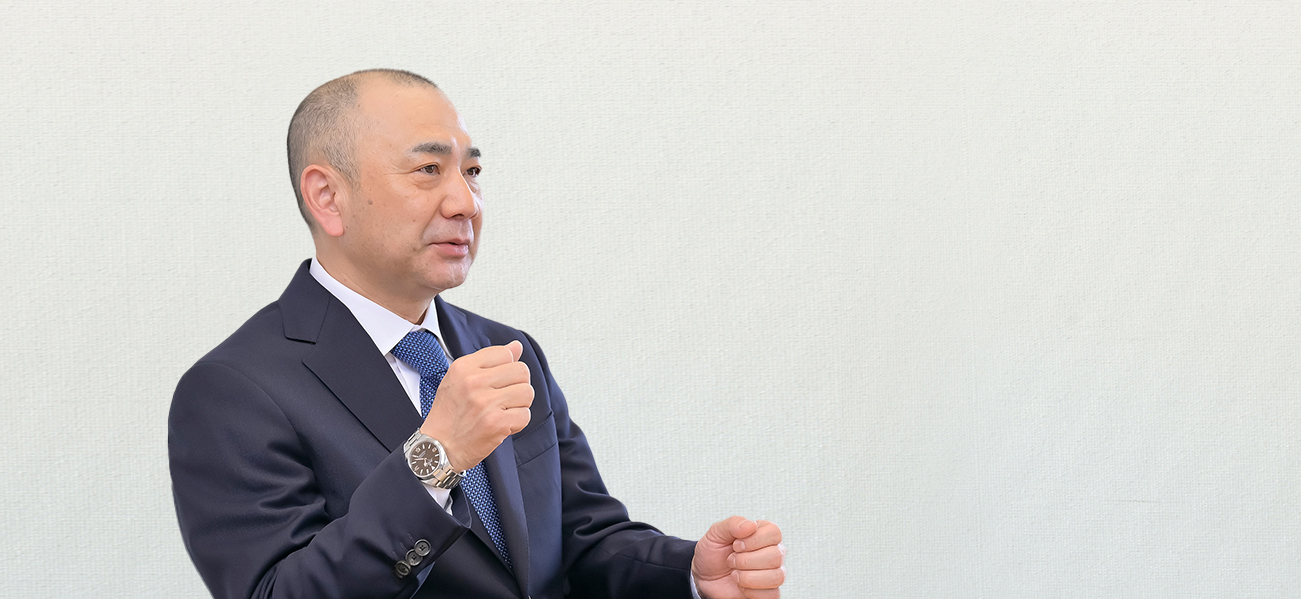大林組ロボティクス生産本部 生産技術第一部 部長 岡 稔久