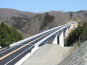 中国横断自動車道 尾道松江線 金田さくら橋（湯木川橋）