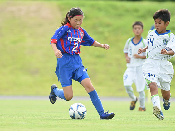 長野の大自然の中、サッカー少年の夢と成長をサポート