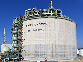 スリップフォーム工法による世界最大容量LNG地上式貯槽の建設（大阪ガス泉北製造所第一工場　5号LNGタンク設置（土木）工事）